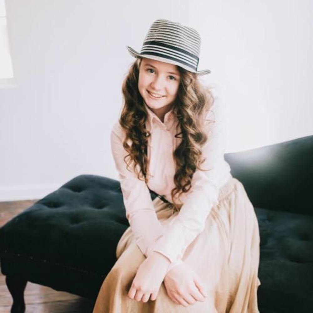 Meet your Posher, Anna